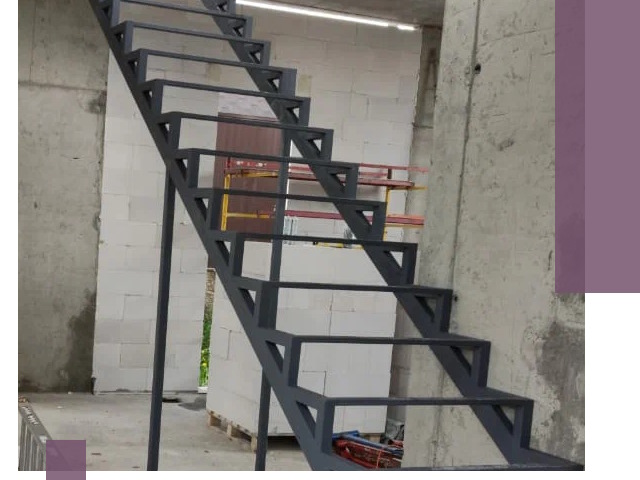 Демонтаж металлических лестниц в Железнодорожном быстро и безопасно