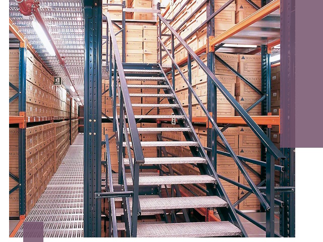 Лестницы складские прочные и безопасные под ключ в Железнодорожном