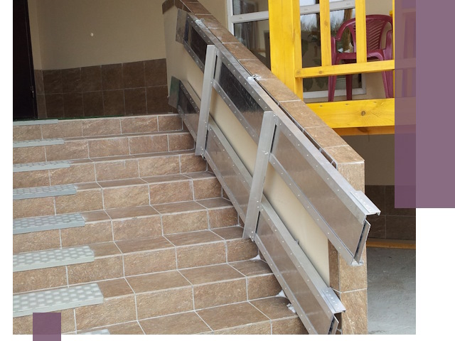 Откидные пандусы под ключ в Железнодорожном — монтаж и демонтаж