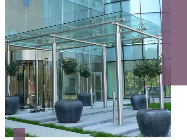 Навесы из стекла на заказ в Железнодорожном — монтаж и установка