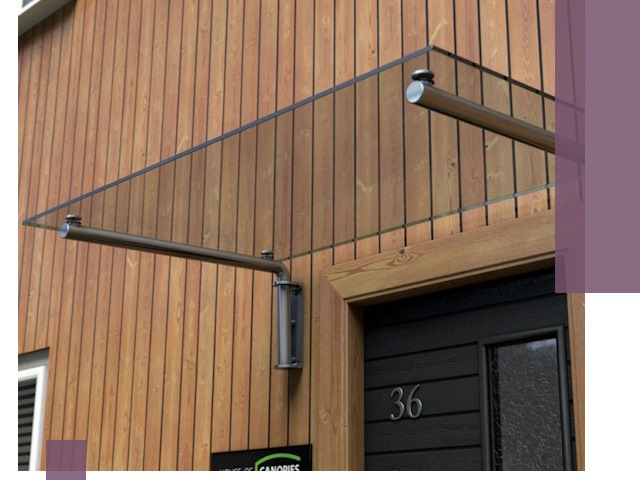 Стеклянные козырьки на входы и фасады в Железнодорожном