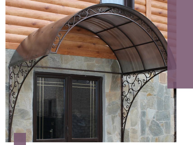 Арочные козырьки под ключ в Железнодорожном: изготовление и монтаж